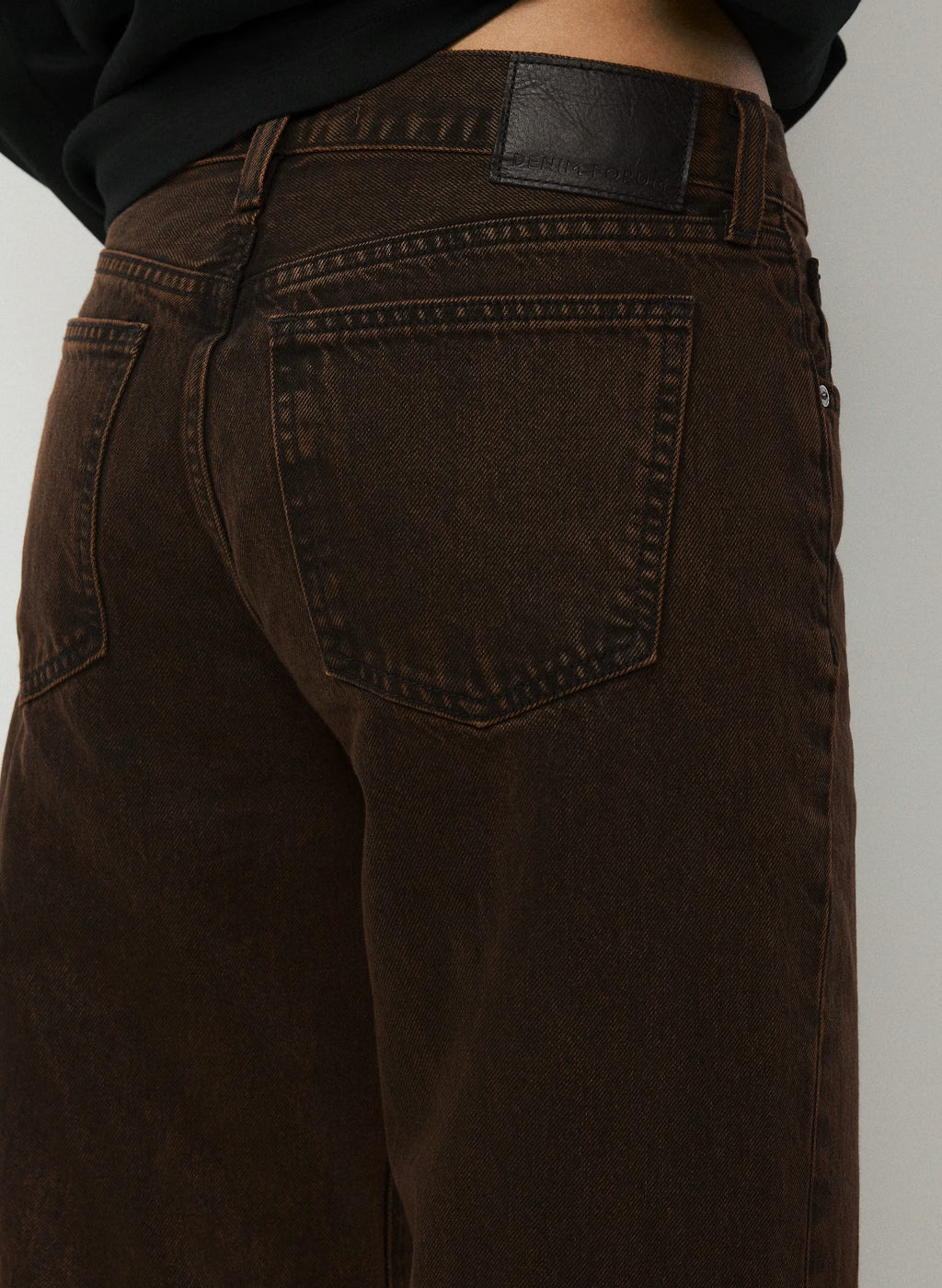 Low-Rise Wide-Leg Jeans - Dark Blue