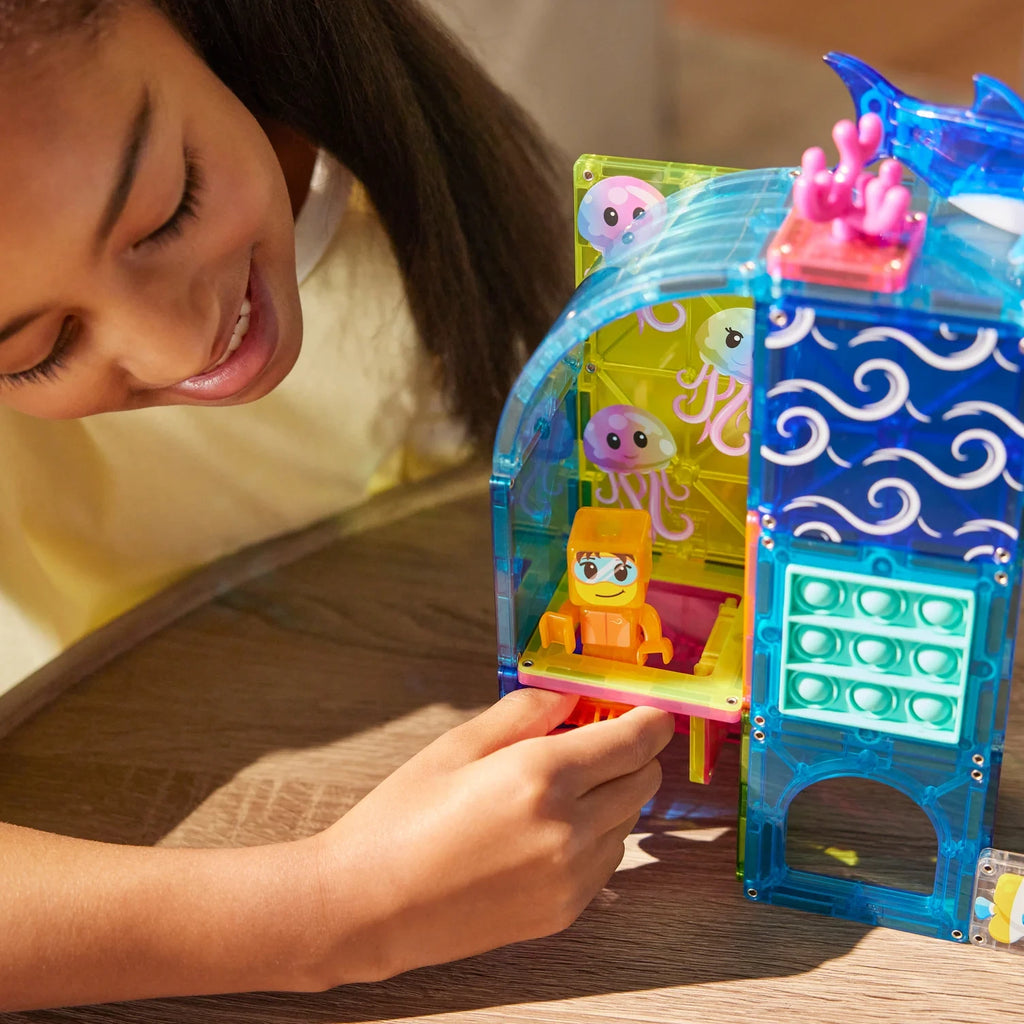 58-Piece Underwater Magnetic Building Set