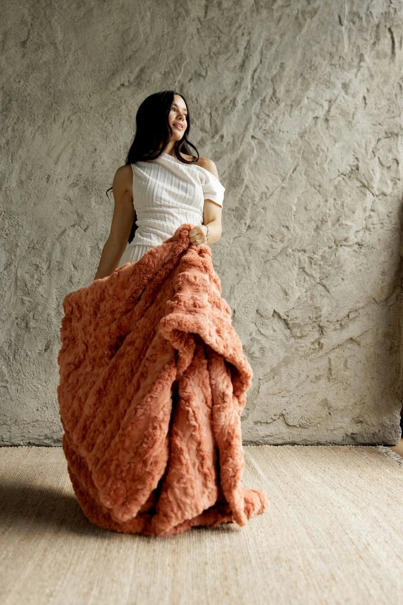 Thick Plush Blanket - Coral