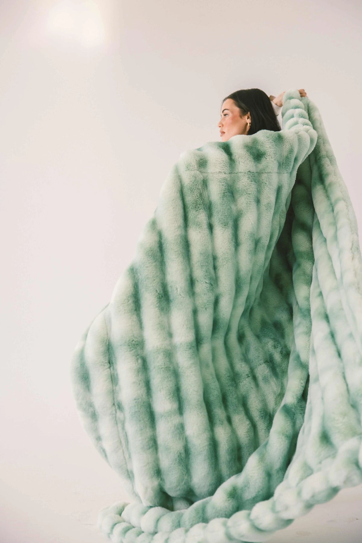 Heavyweight Plush Blanket - Deep Green