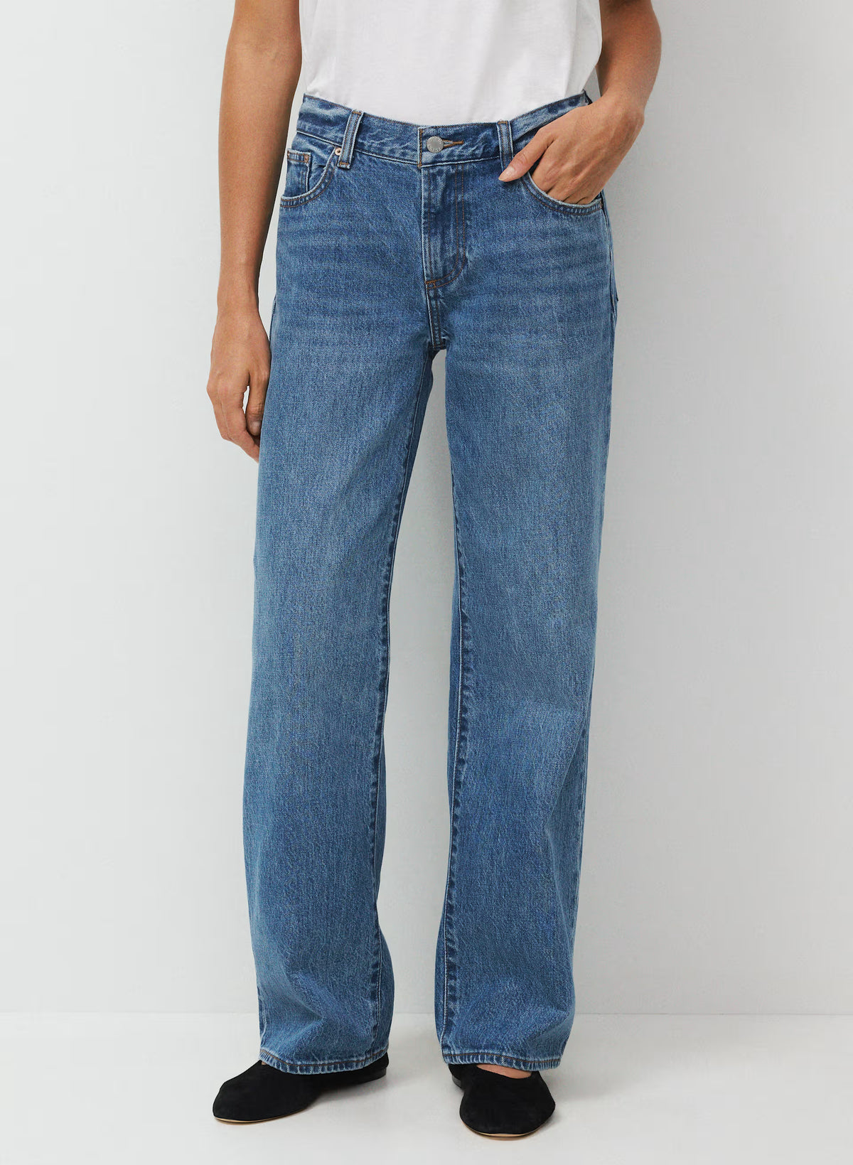 Low-Rise Wide-Leg Jeans - Dark Blue