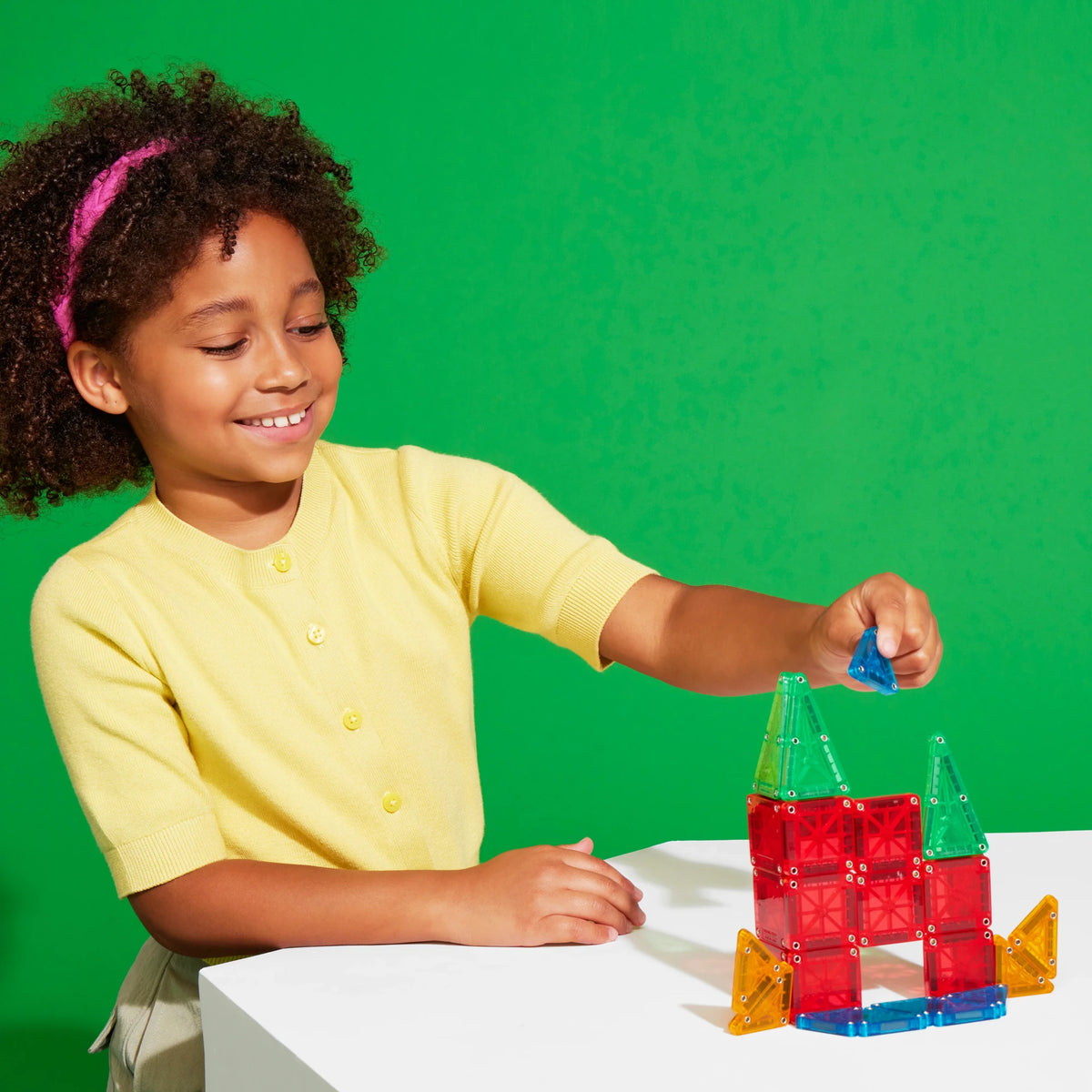26-Piece Magnetic Building Travel Set