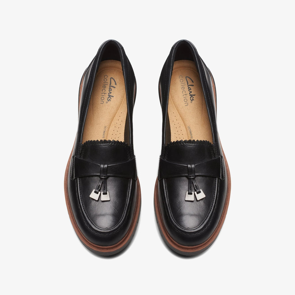 Leather Lug Sole Loafer - Black