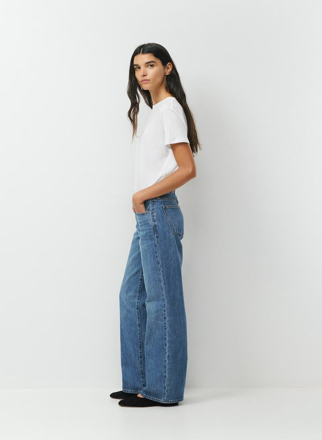 Low-Rise Wide-Leg Jeans - Dark Blue