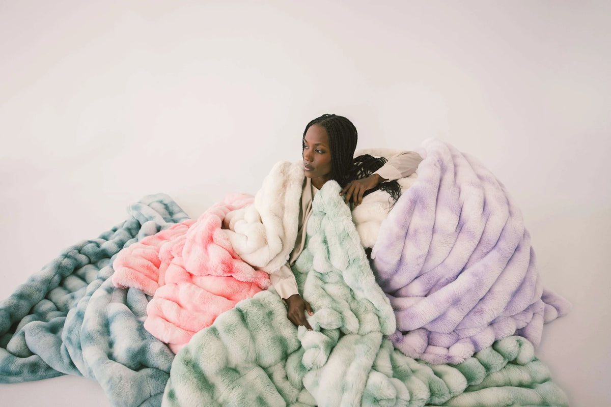 Heavyweight Plush Blanket - Deep Green