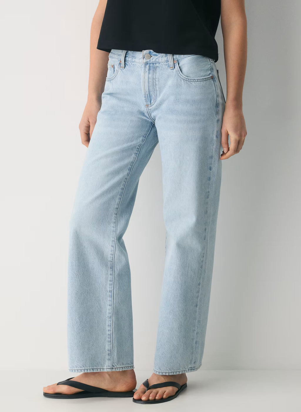 Low-Rise Wide-Leg Jeans - Dark Blue