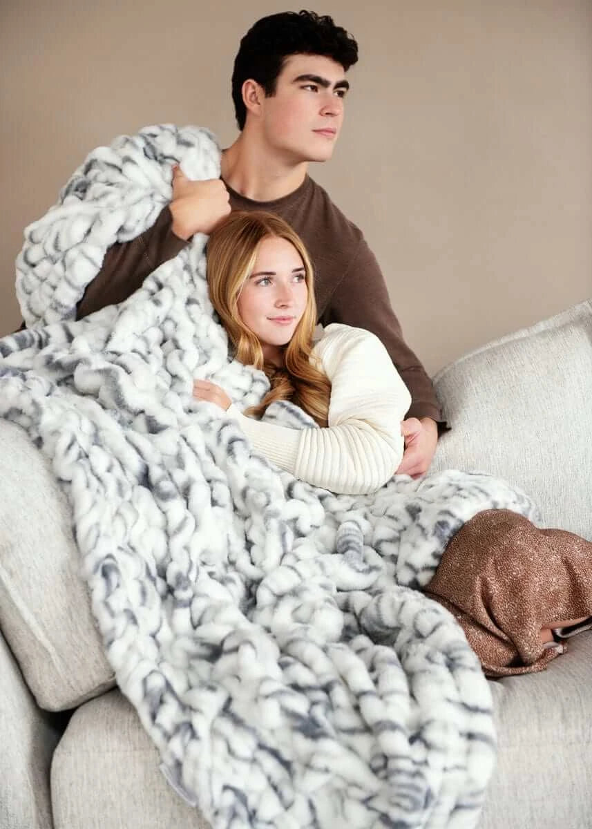 Plush Stretch Blanket - Gray Marble