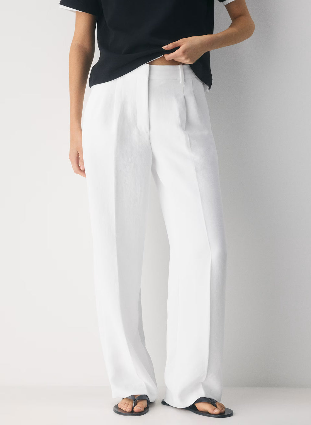 High-Rise Wide-Leg Crepe Trousers - Sand