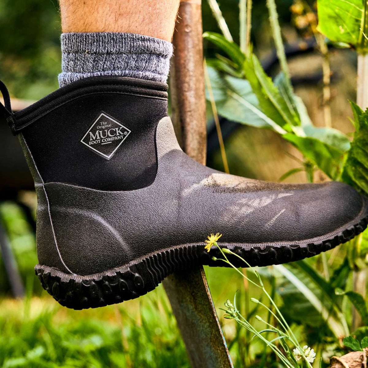 Men's Waterproof Ankle Garden Boot - Black