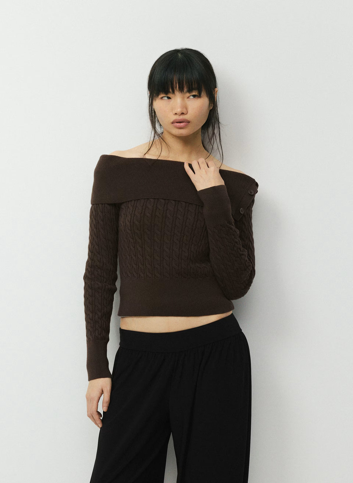 Off-Shoulder Cable Knit Sweater - Gray