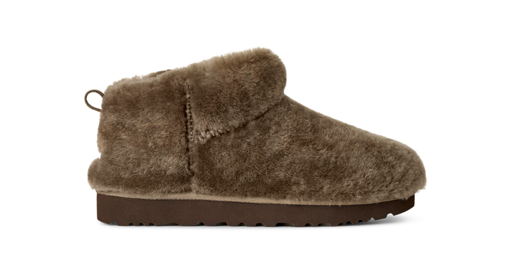 Women's Fluffy Ultra-Short Sheepskin Boot - Black