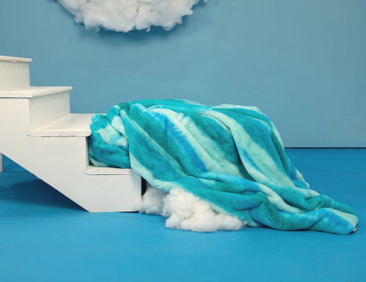 Plush Blanket - Blue Streaked Ombre