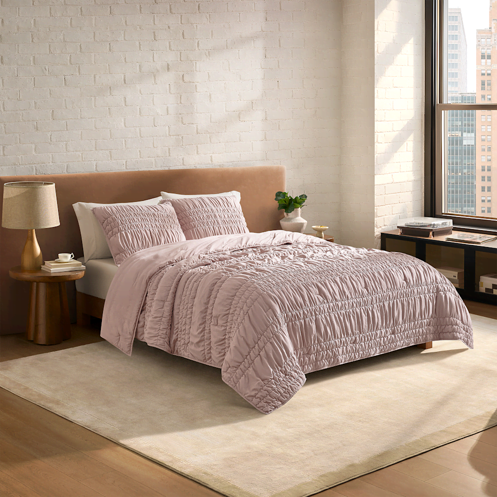 Full/Queen Ruched Microfiber Quilt Set