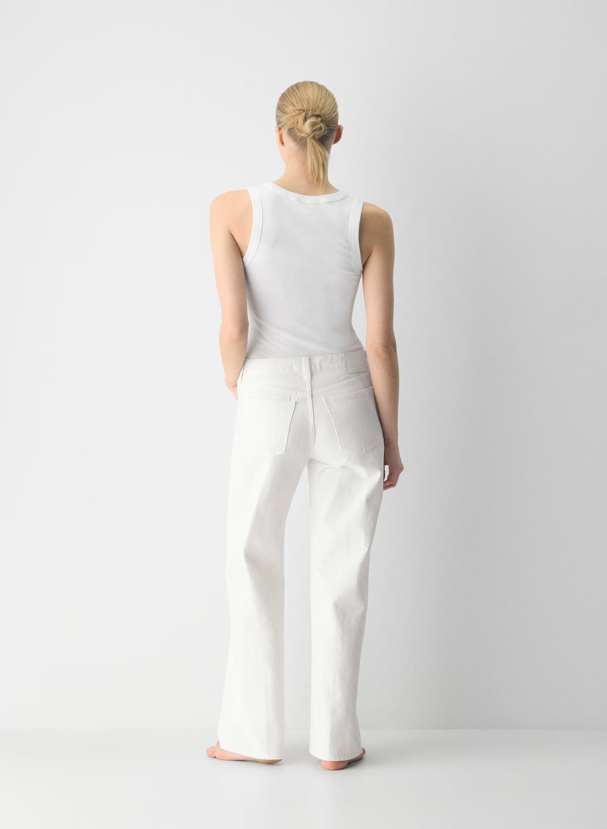 Low-Rise Wide-Leg Jeans - Dark Blue