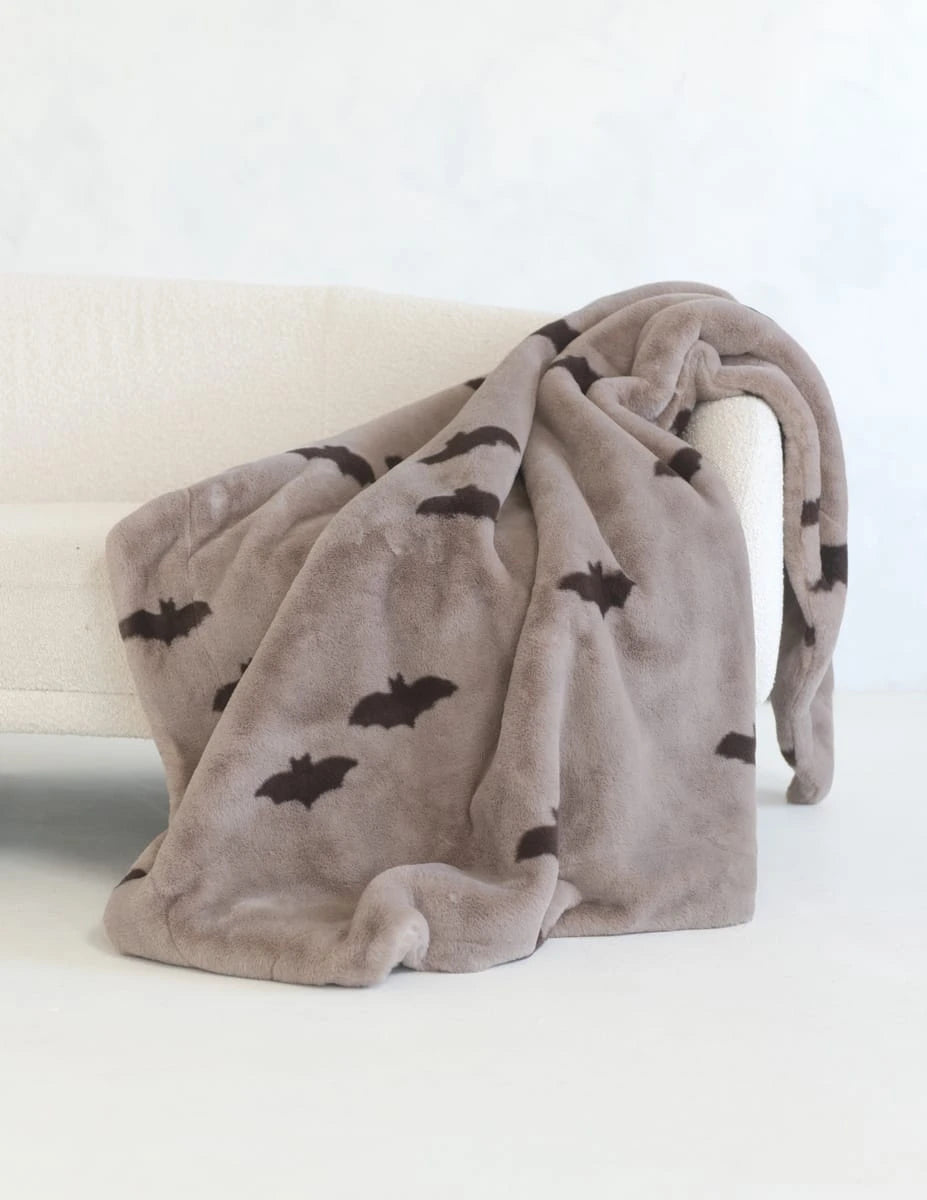 Plush Baby Blanket With Bat Print - Brown