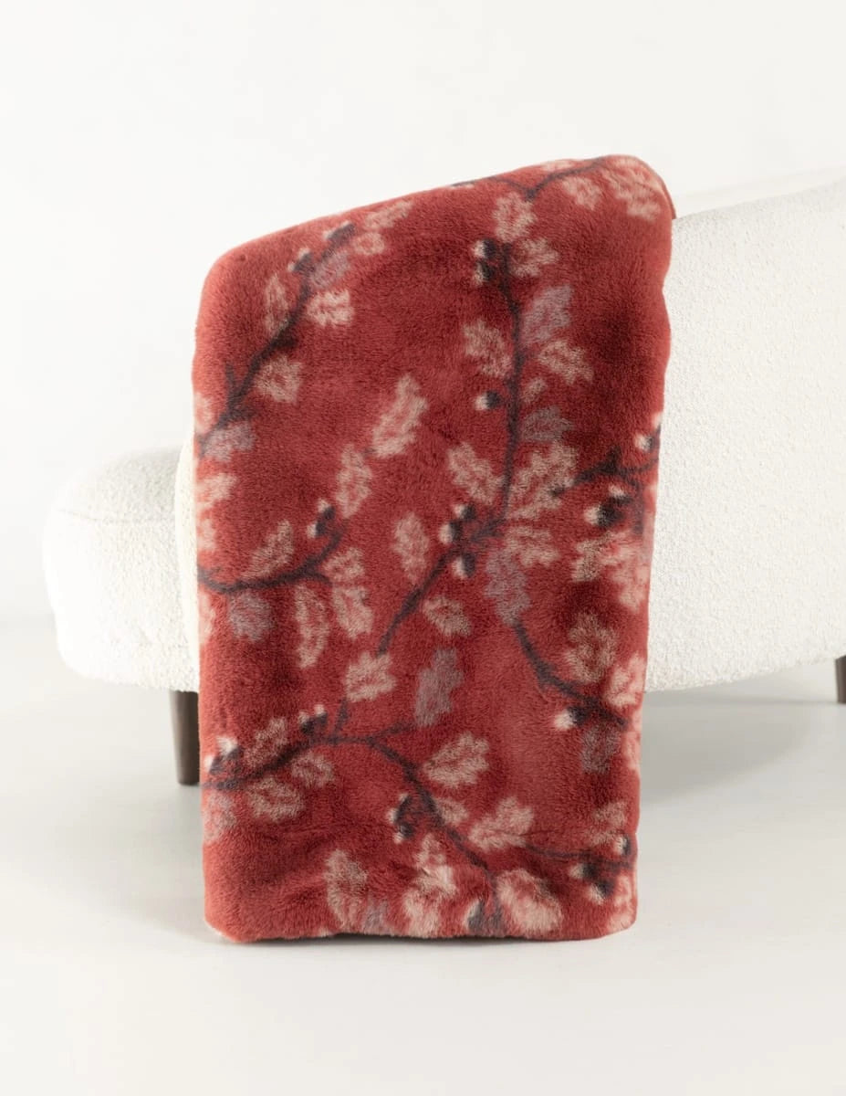 Plush Throw Blanket With Leaf Print - Rust