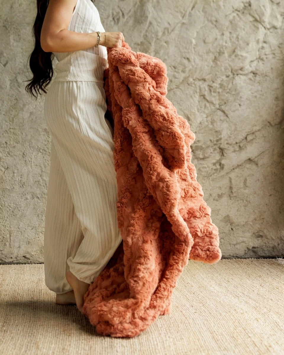 Thick Plush Blanket - Coral