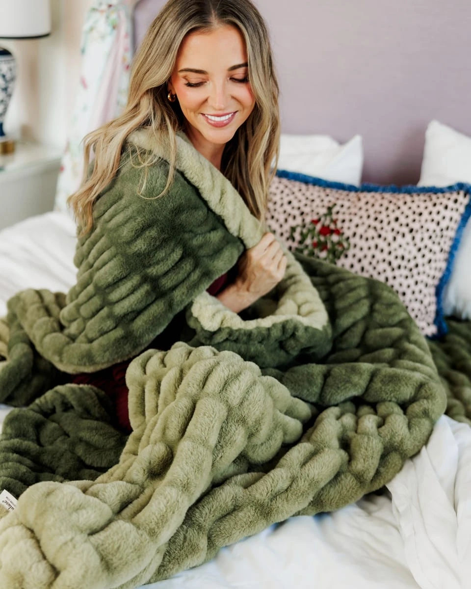 Stretch Plush Blanket - Olive Ombre