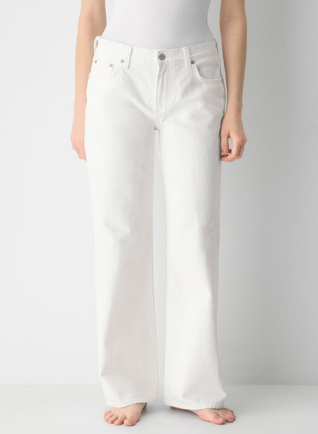 Low-Rise Wide-Leg Jeans - Dark Blue