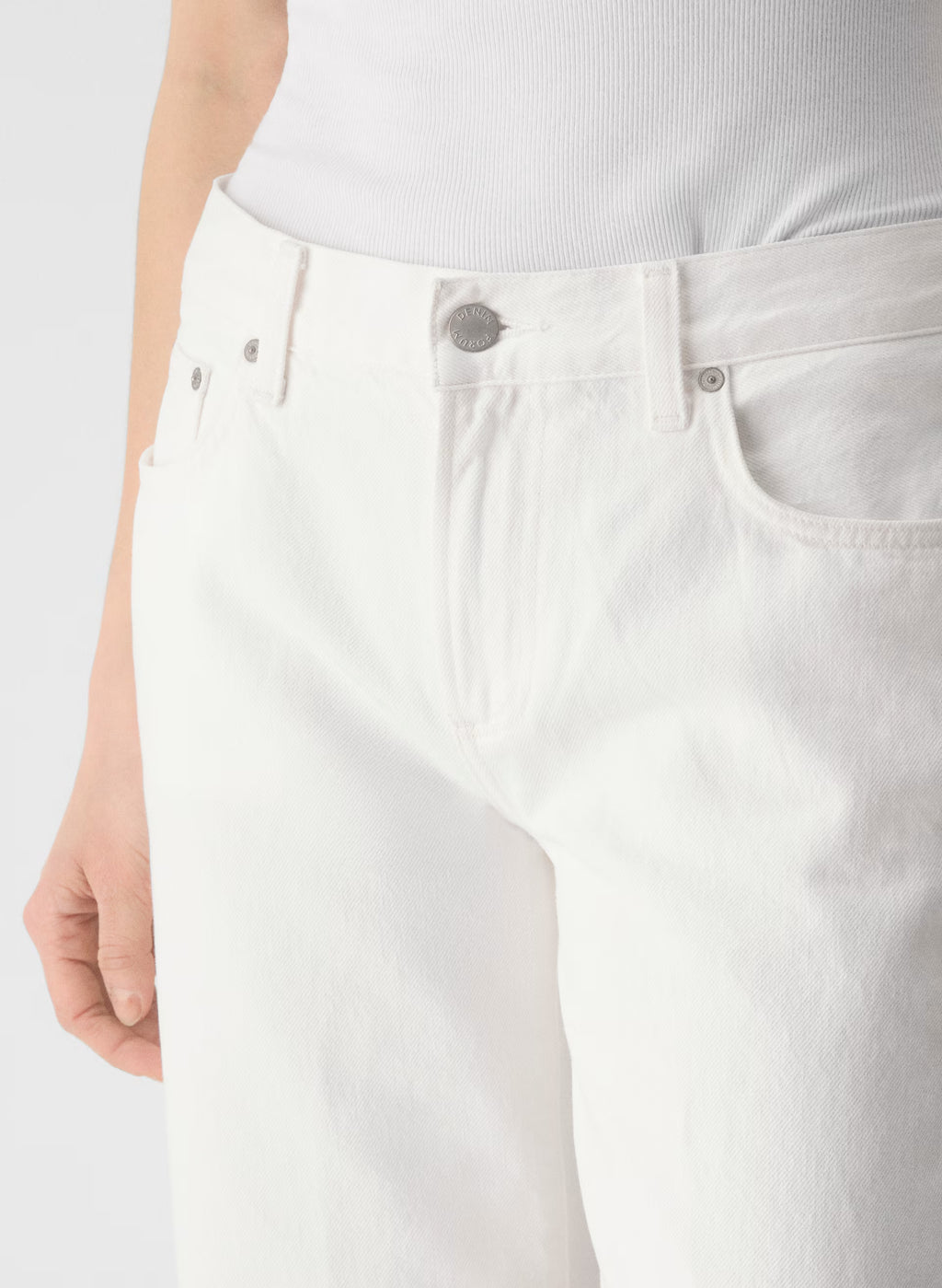 Low-Rise Wide-Leg Jeans - Dark Blue