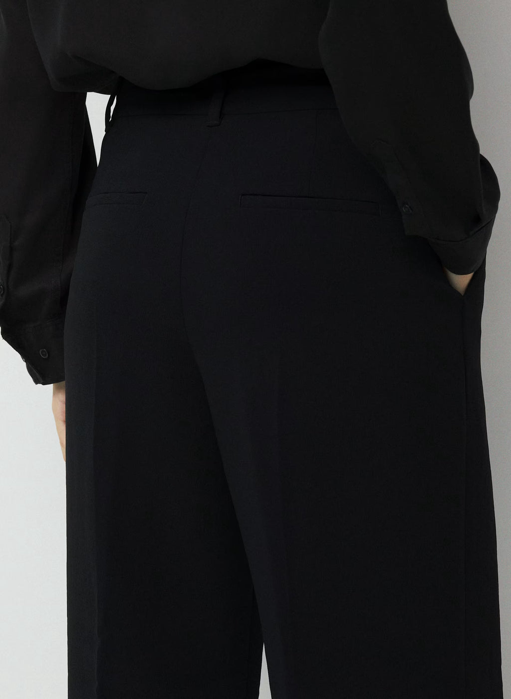 High-Rise Wide-Leg Crepe Trousers - Sand