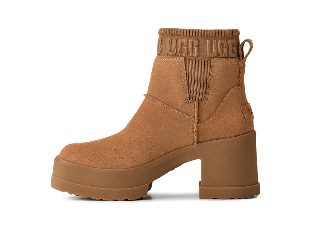 Women's Water-Resistant Chelsea Boot - Chestnut