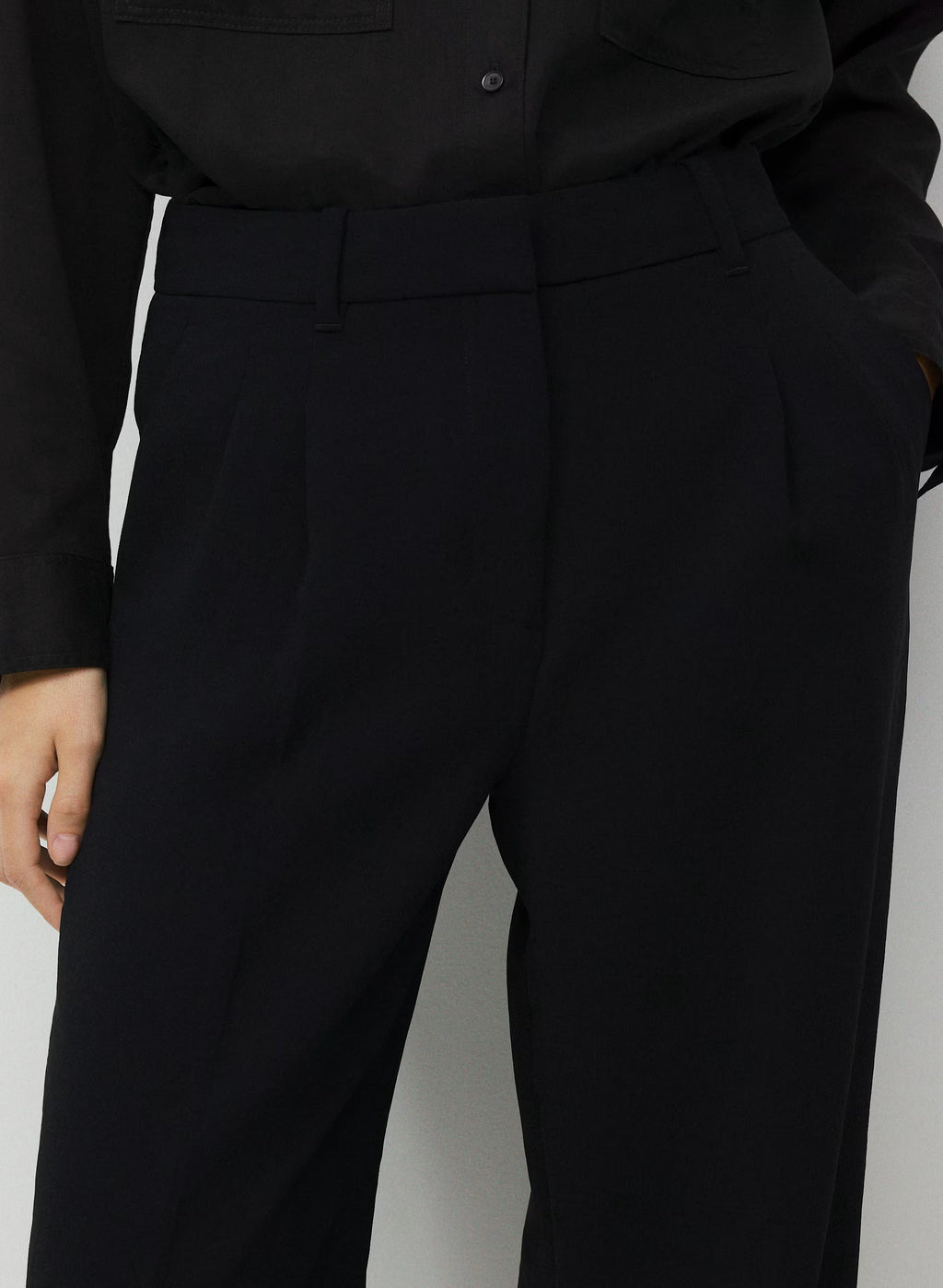 High-Rise Wide-Leg Crepe Trousers - Sand