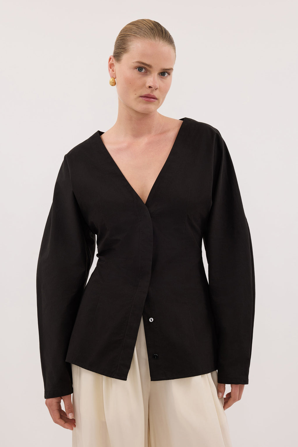EDENA BLACK COTTON FITTED SHIRT
