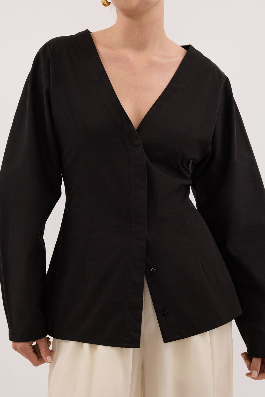 EDENA BLACK COTTON FITTED SHIRT