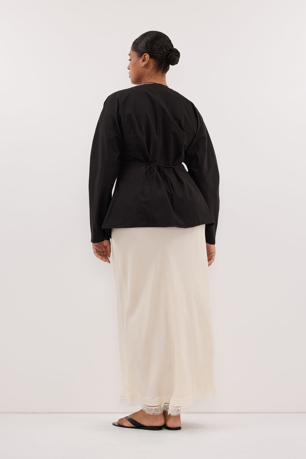EDENA BLACK COTTON FITTED SHIRT
