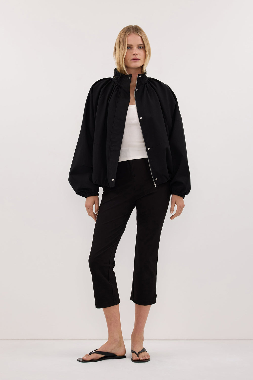 OAKLEE BLACK BATWING LIGHTWEIGHT JACKET
