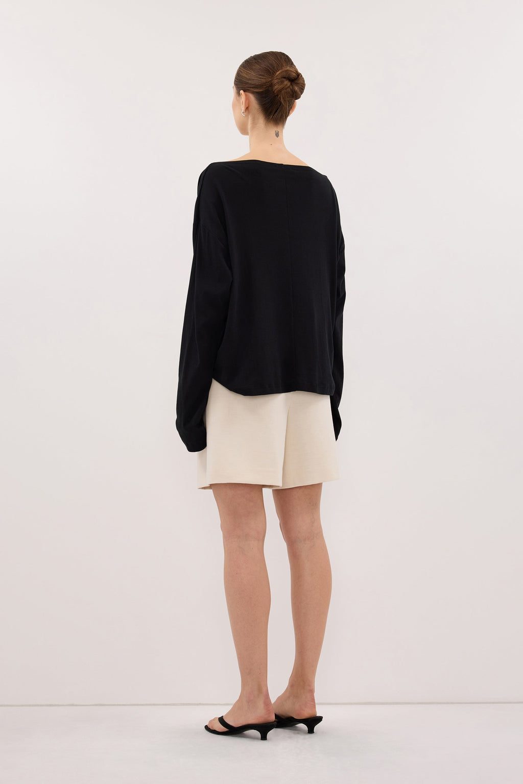 ORELIA BLACK COWL NECK SLEEVED TOP