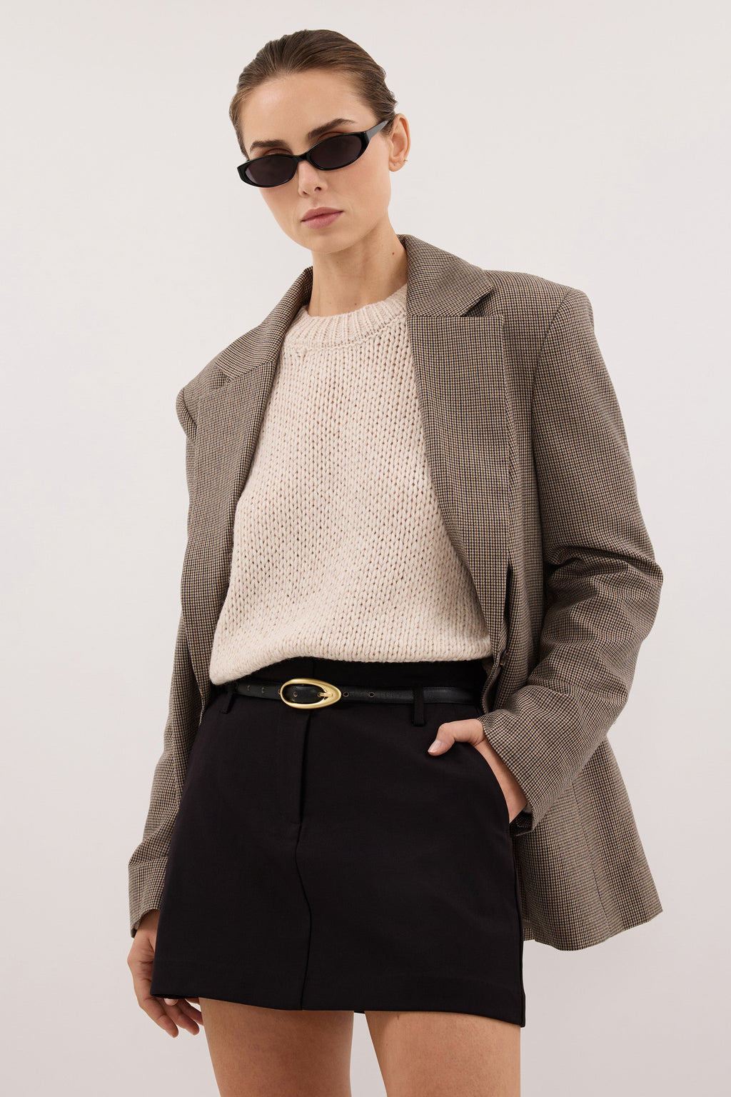 ROSLYN BLACK TAILORED SKORT