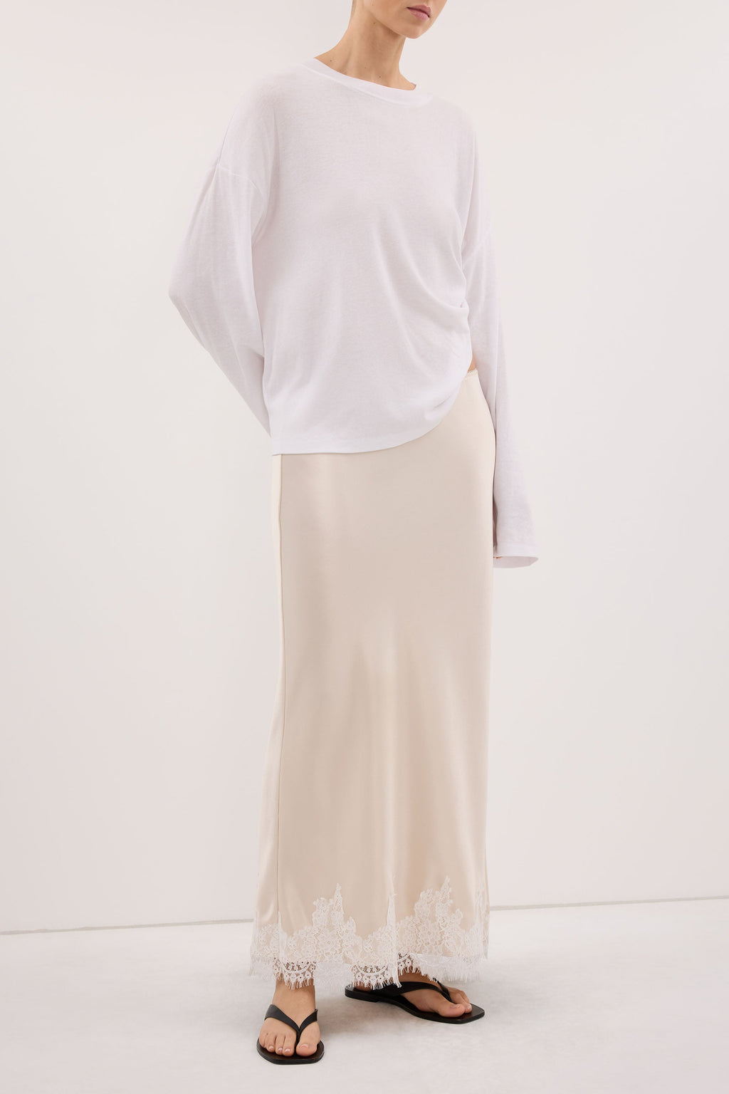 SELENE OYSTER SATIN MIDI SKIRT