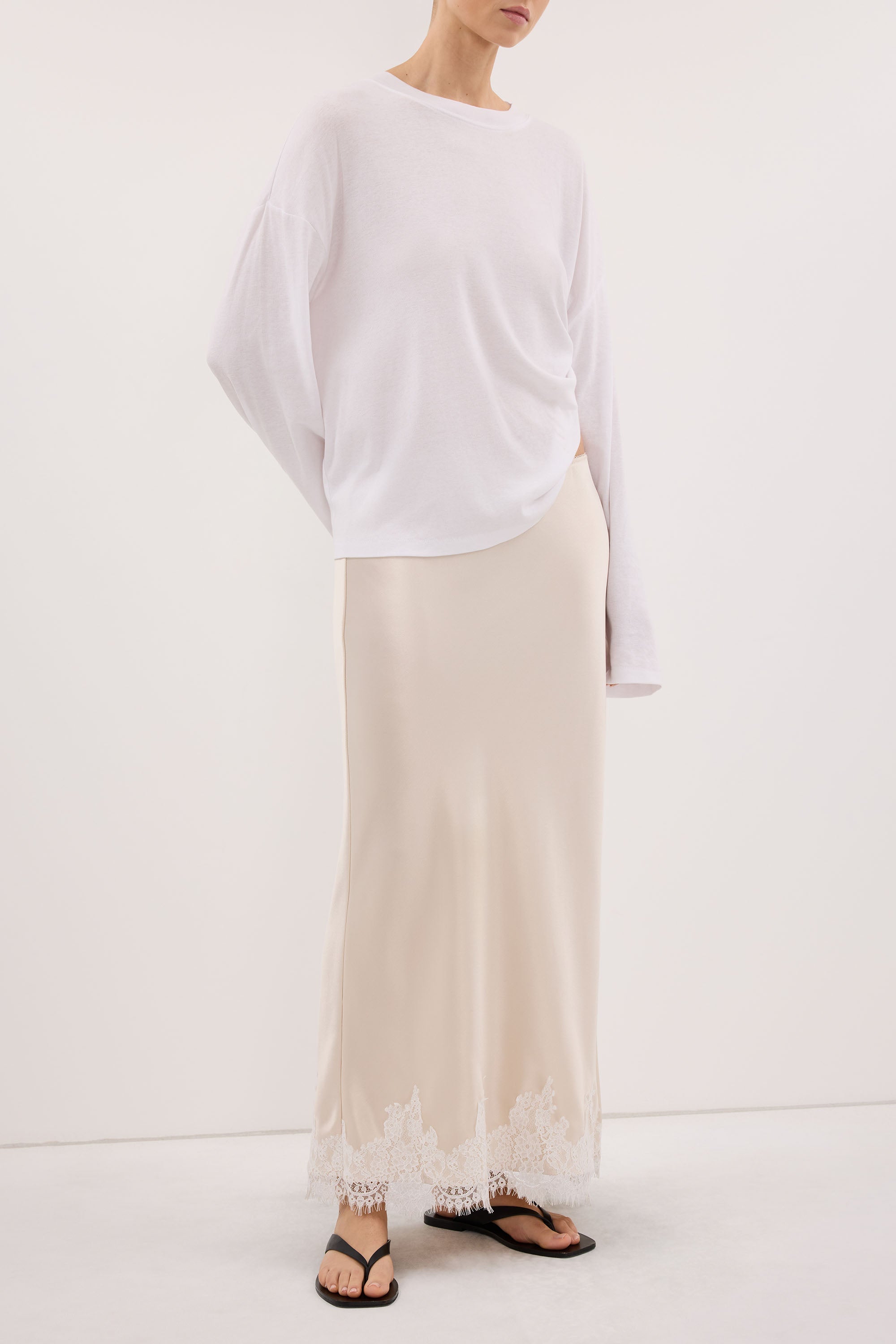 SELENE OYSTER SATIN MIDI SKIRT