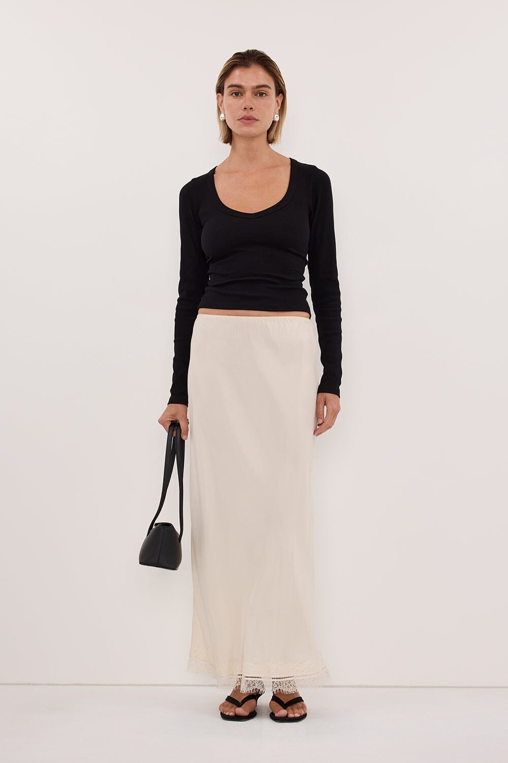 YASMIN BLACK LONG SLEEVE KNIT TOP