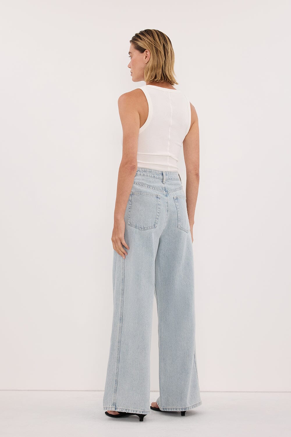 DREW LIGHT RINSE WIDE LEG DENIM JEAN