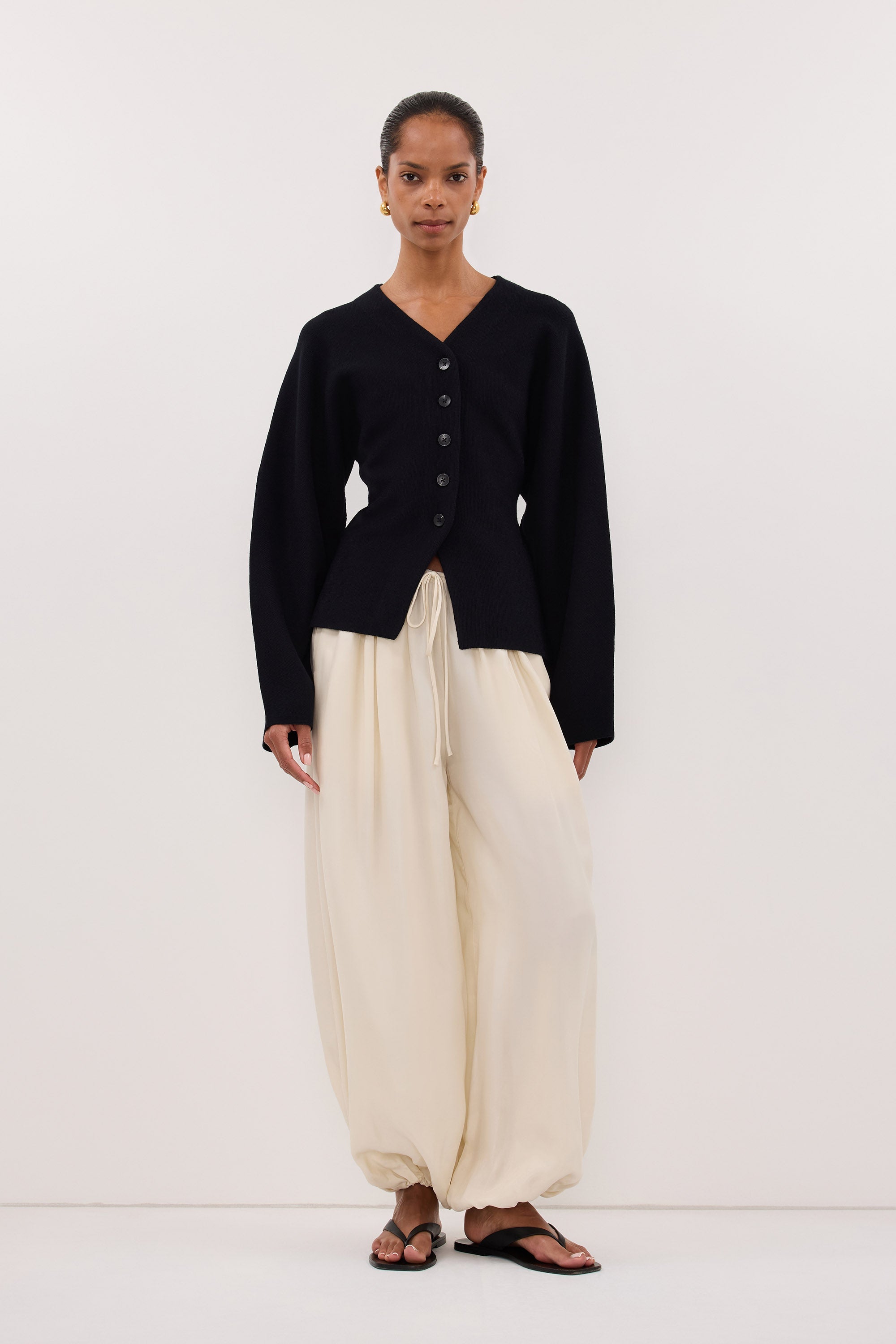 ETHEL BLACK V NECK CARDIGAN