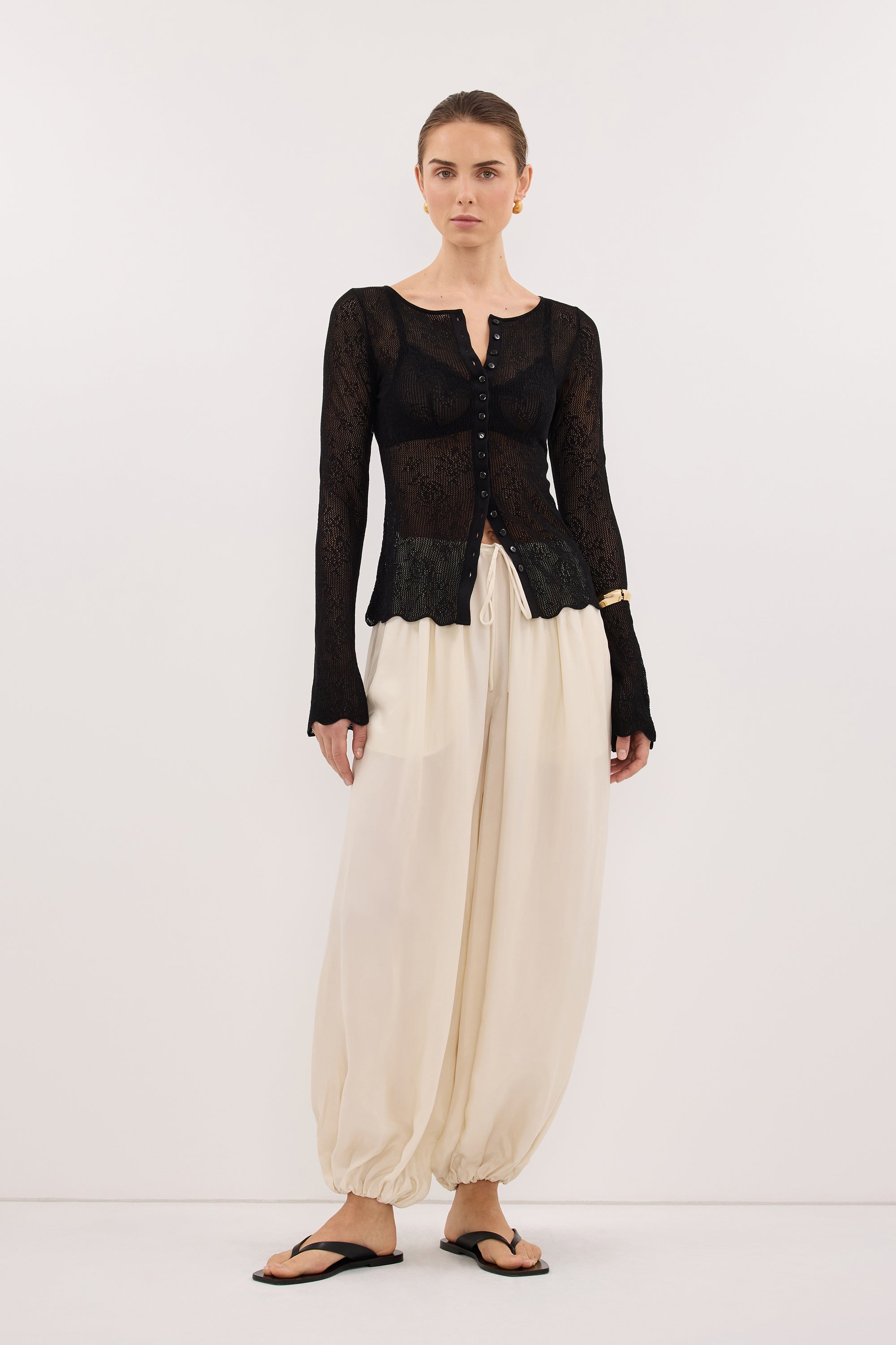 DELIA BLACK LACE BUTTON FRONT TOP