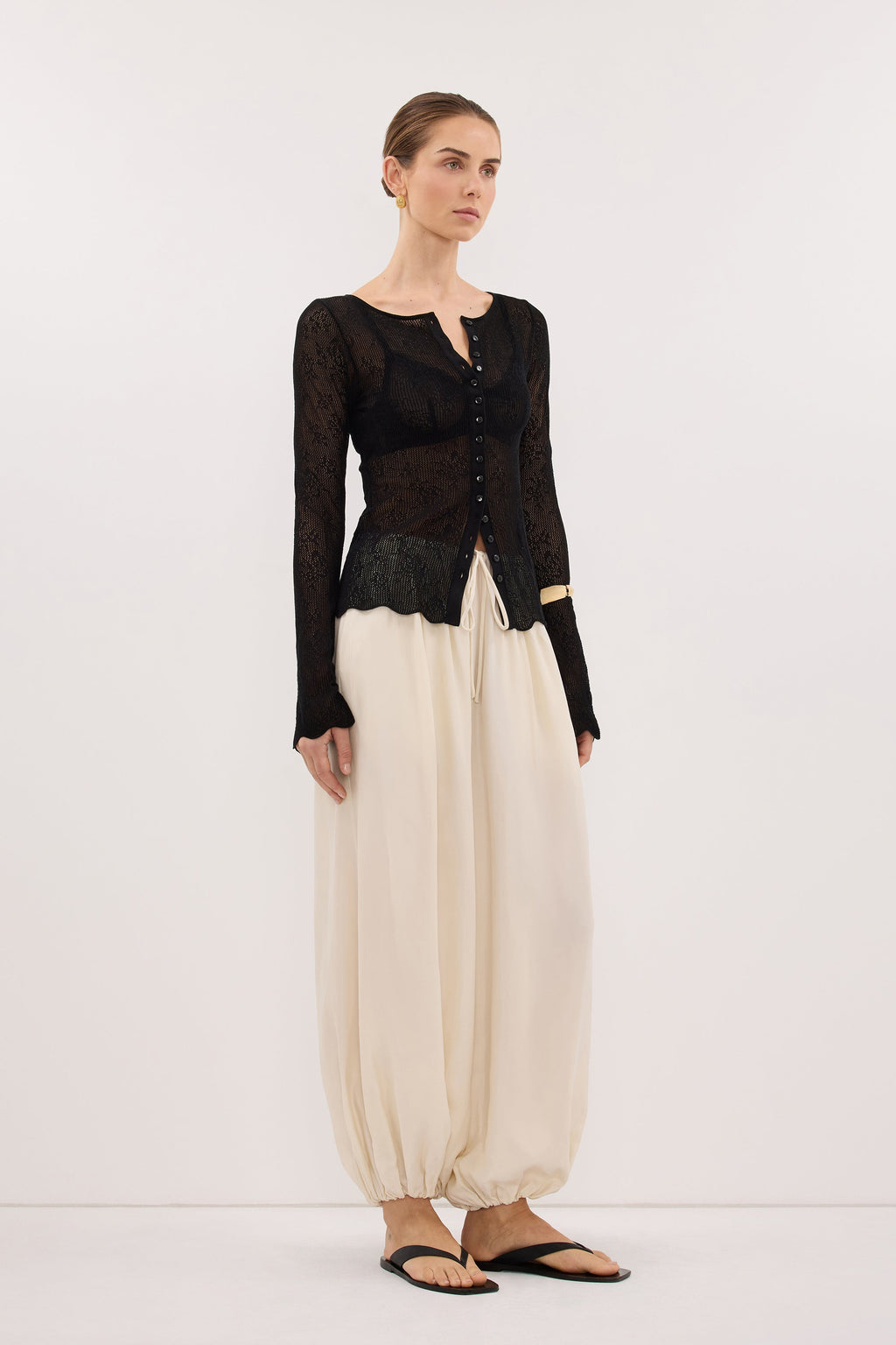DELIA BLACK LACE BUTTON FRONT TOP