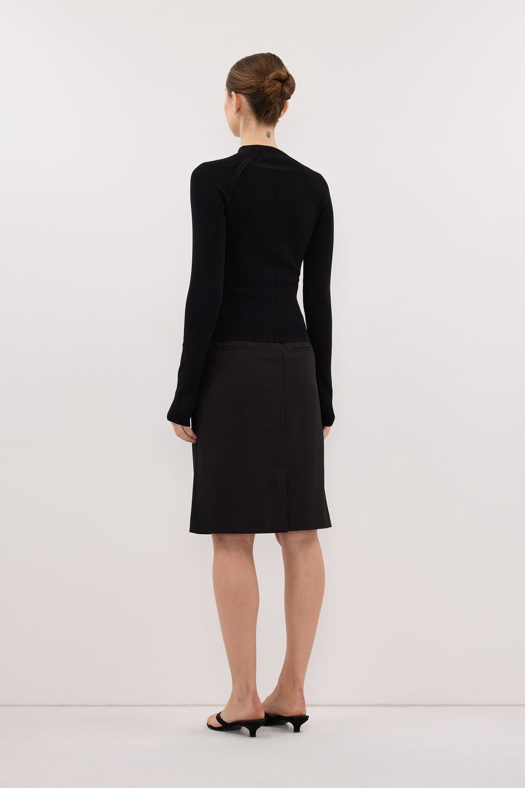ANGEL BLACK RAGLAN FUNNEL NECK TOP