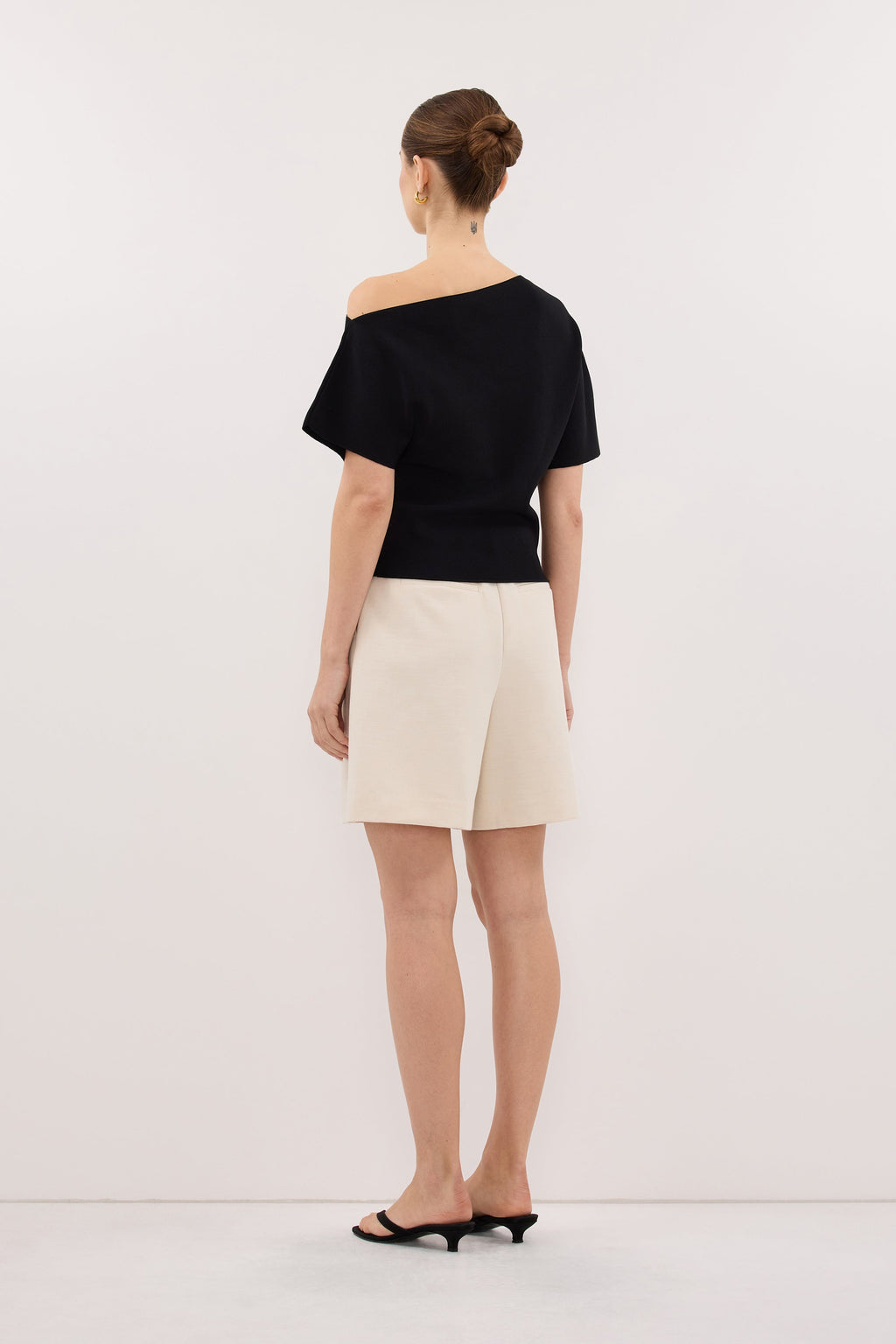 SCARLETT BLACK ASYM KNIT TOP