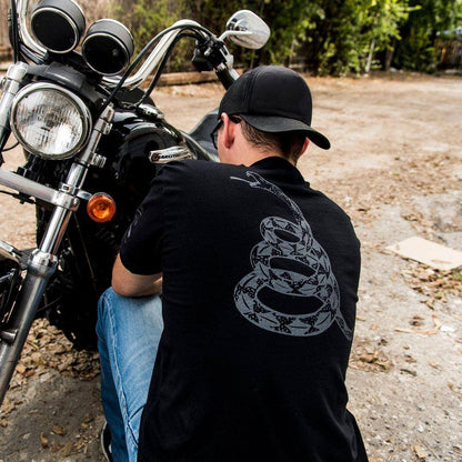 Don't Tread on Me Concealed Gadsden T-Shirt- Black