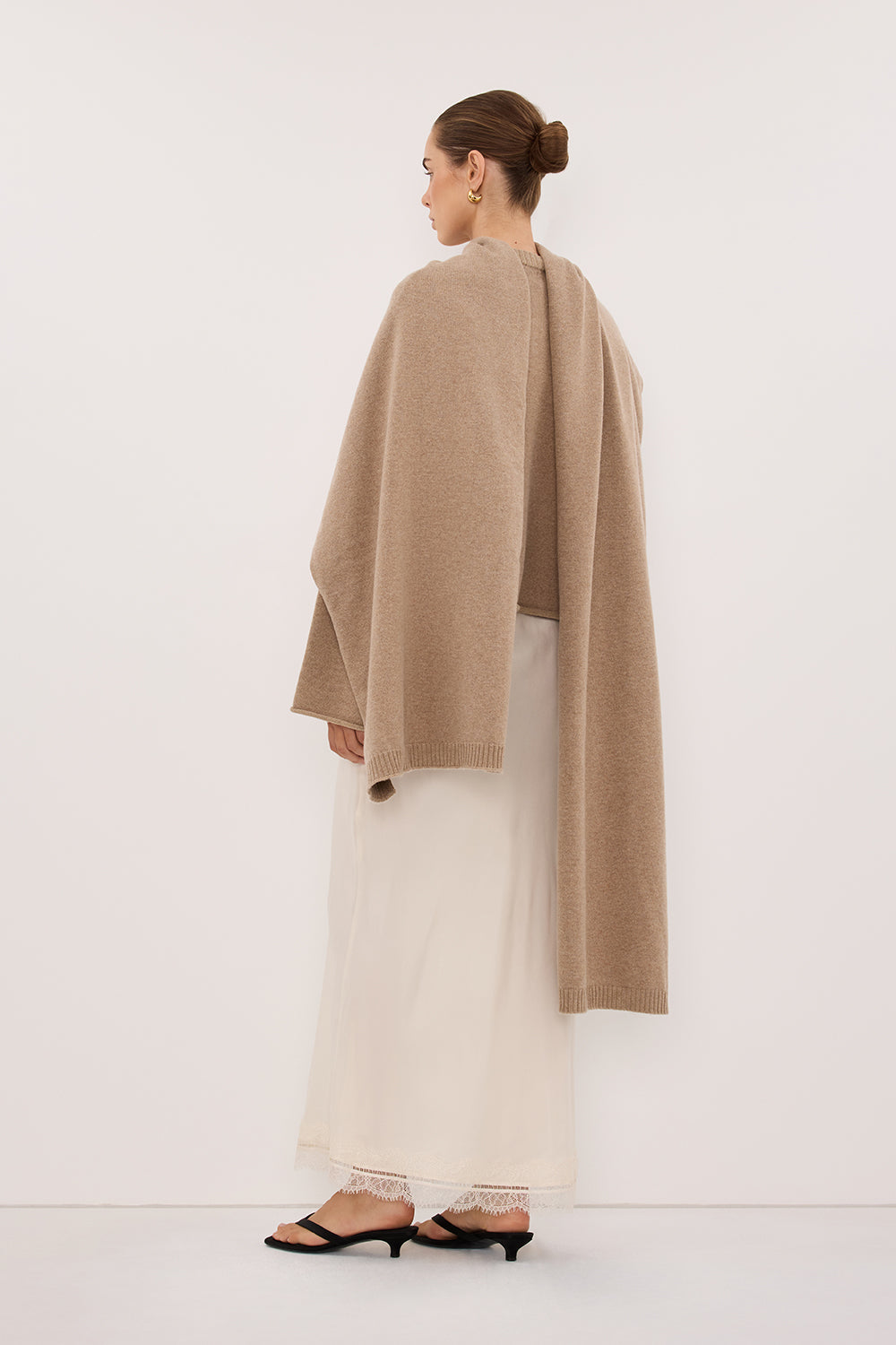 ANDIE OAT SCARF KNIT SWEATER