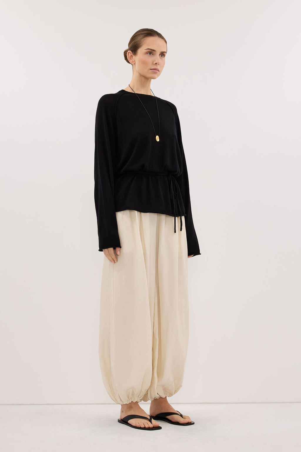 DUKE BLACK TIE MERINO KNIT TOP