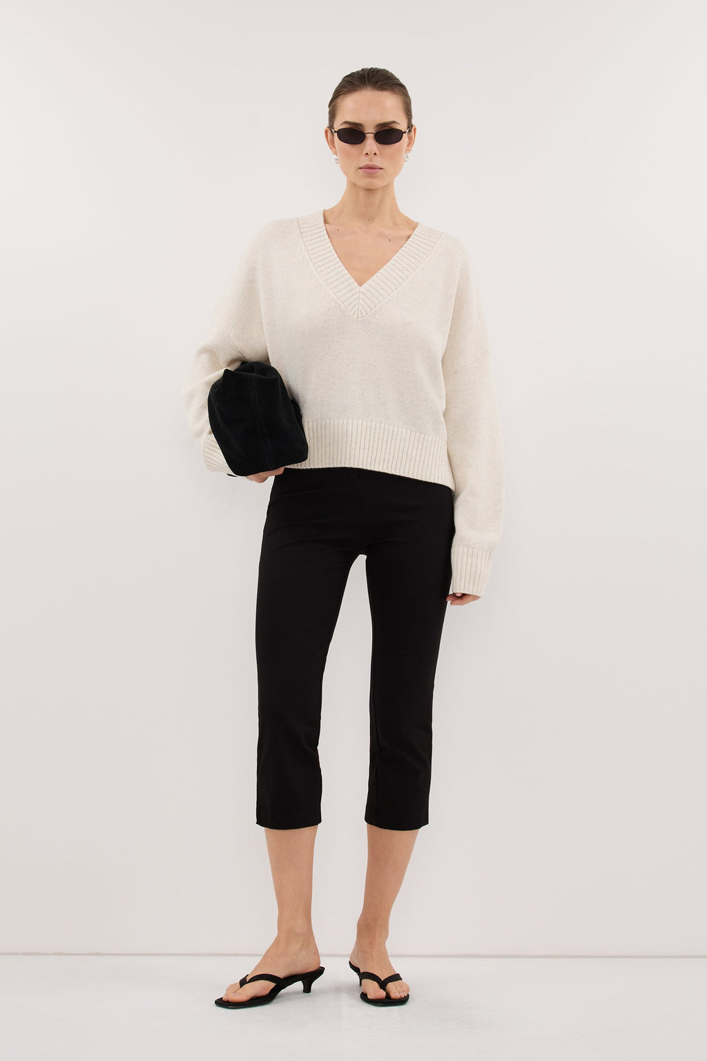 ZELLA IVORY V NECK KNIT JUMPER