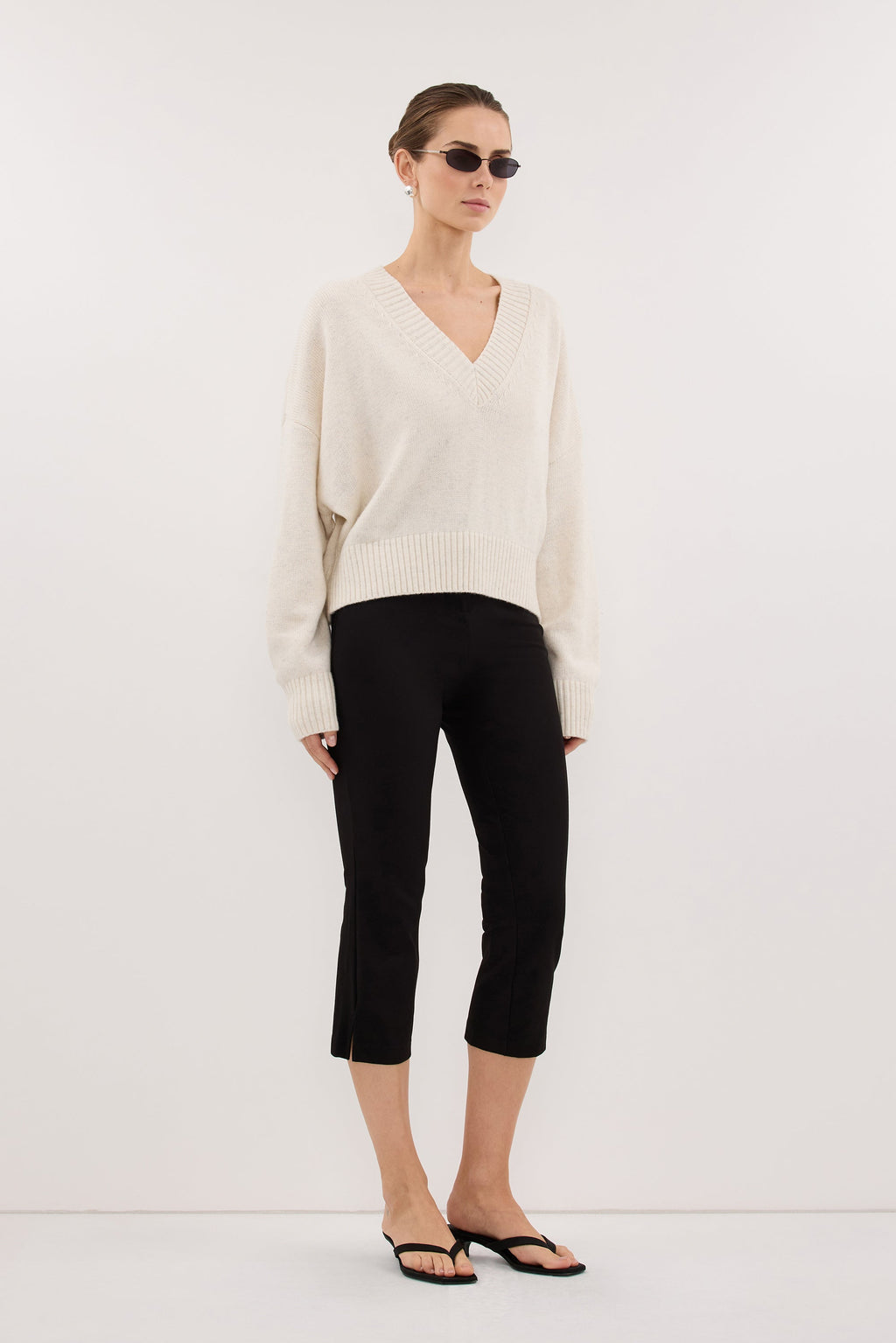 ZELLA IVORY V NECK KNIT JUMPER