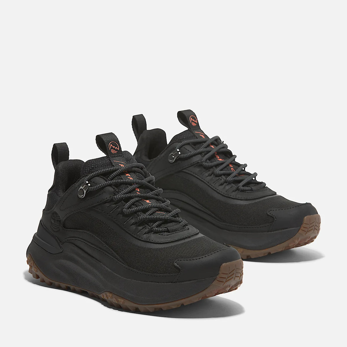 Women's Low Waterproof Lace-Up Sneaker
