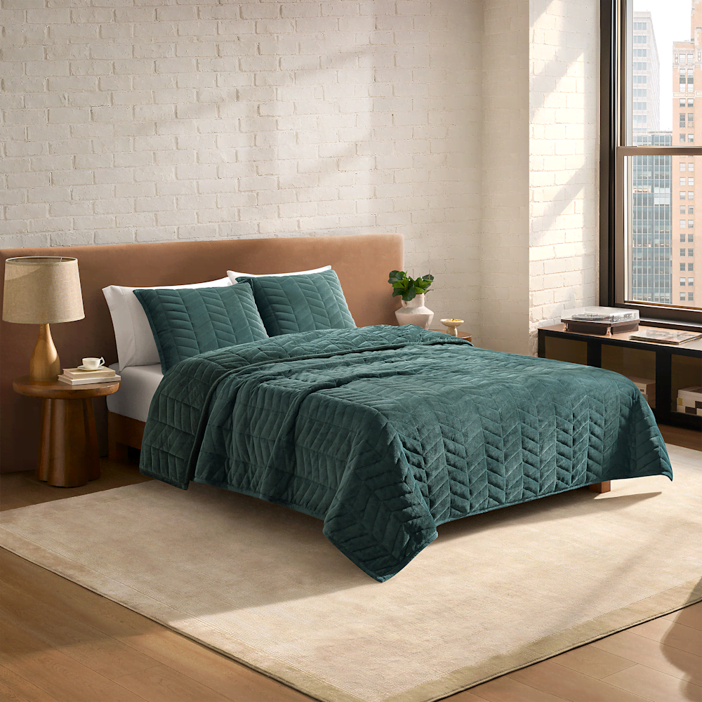 Full Queen Chevron Quilt Set - Deep Night