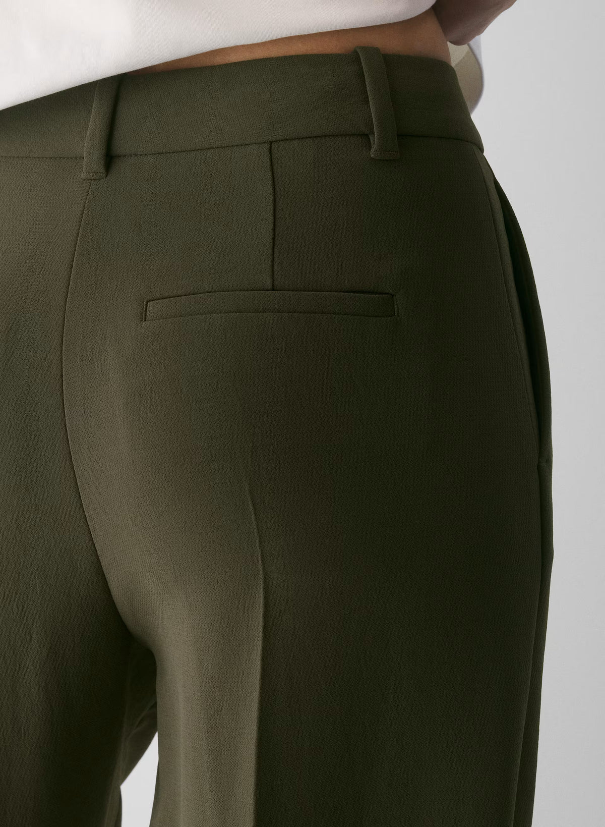 High-Rise Wide-Leg Crepe Trousers - Sand